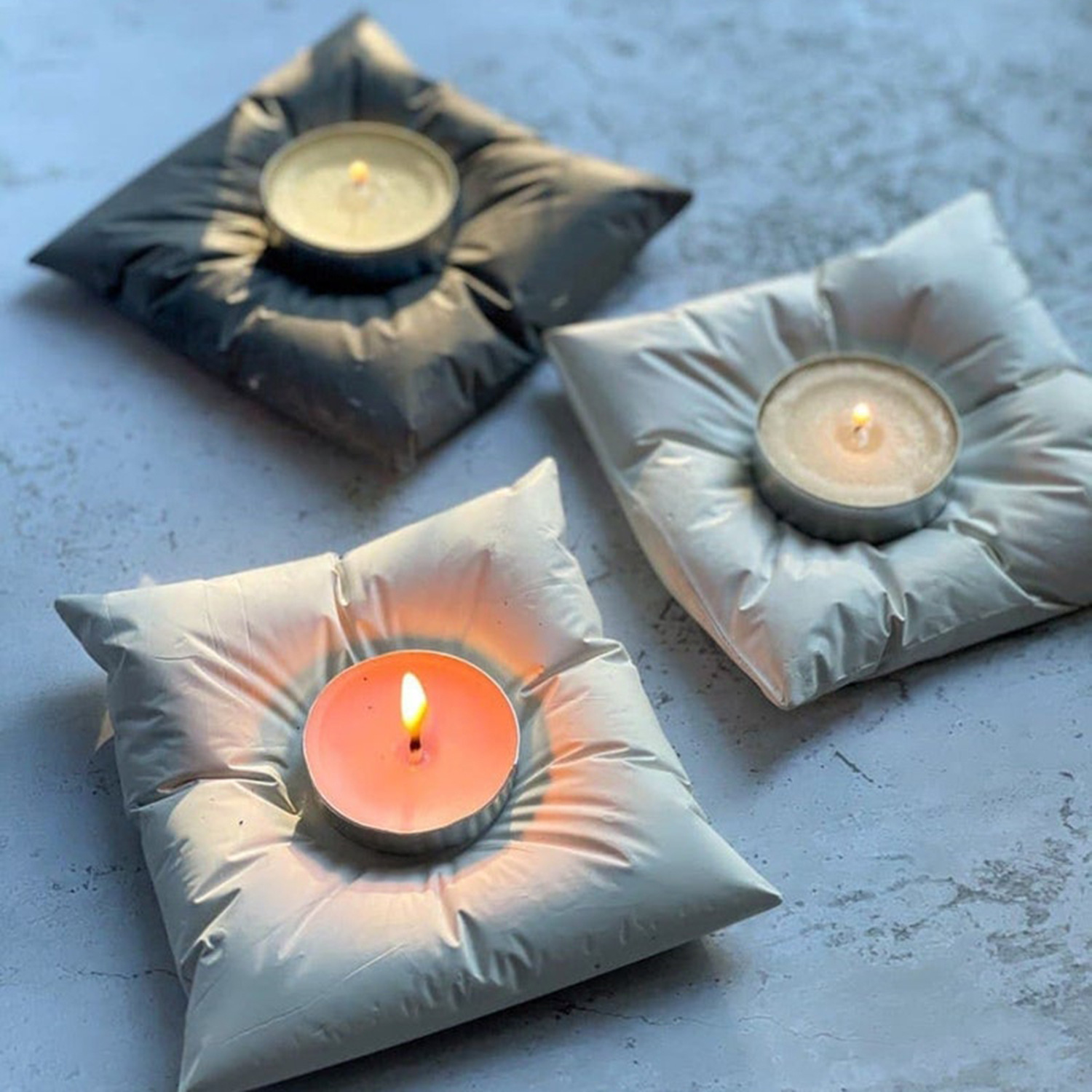 Cross-border Pillow Candlestick Creative Pillow Candle Holder Crafts Resin Ornaments Decoration A13