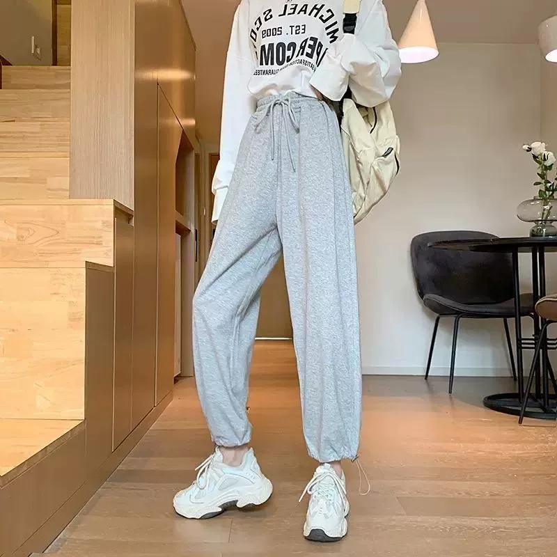 Демисезонные зауженные casual брюки, свободный крой, высокая талия, шнуровка