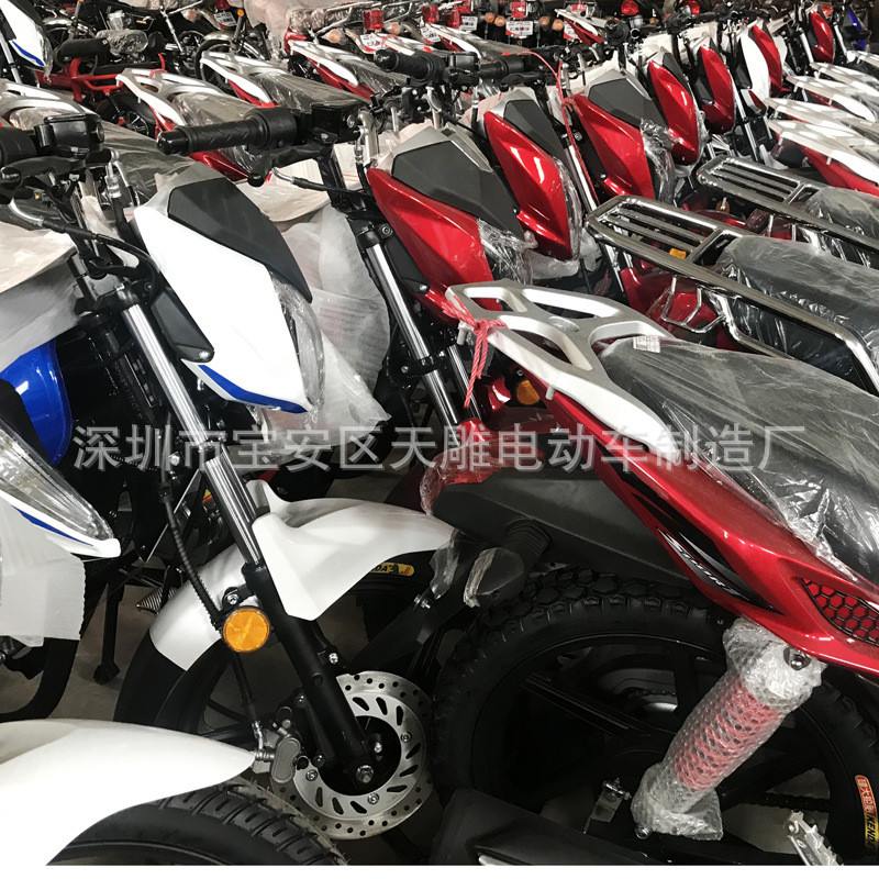 Nuevo modelo de pintura 150c Guo Si electricidad inyección hombre Zhuang motocicleta calle corriendo coche de ahorro de combustible puede ser vendido directamente por el fabricante