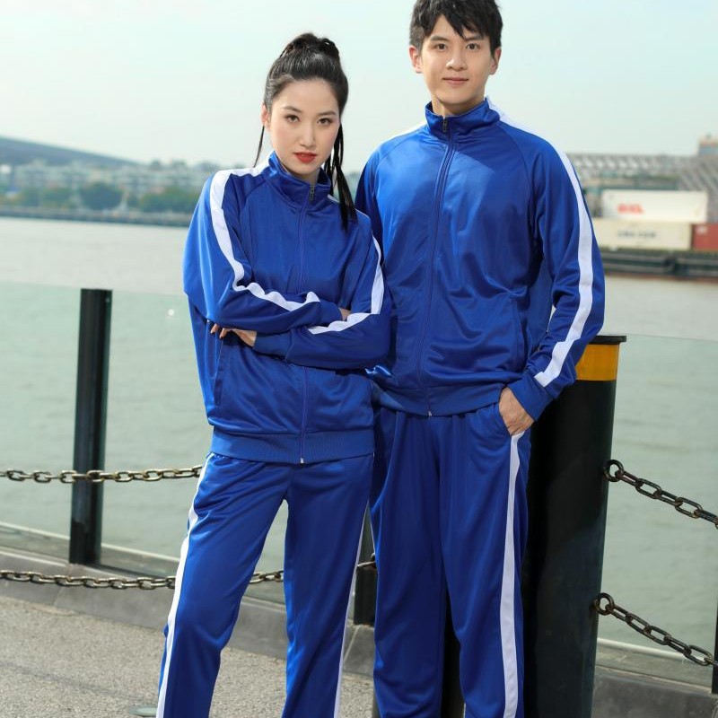 Otoño e invierno 25 nuevo abrigo de manga larga de terciopelo dorado para adultos y niños con el mismo logotipo de impresión de ropa deportiva casual para padres e hijos