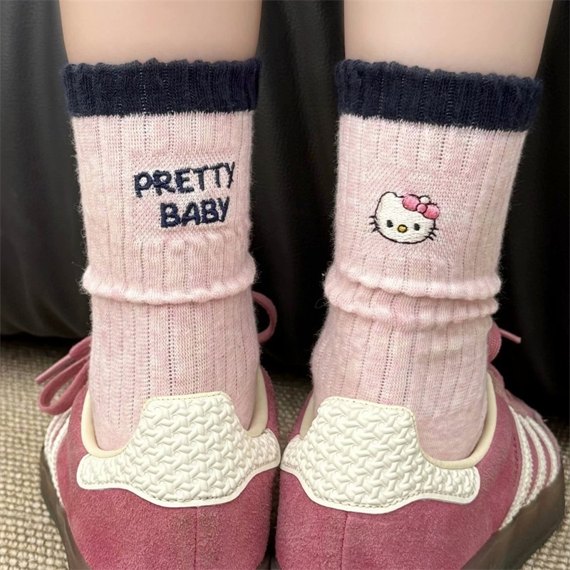 韩版KT猫袜子女日系卡通AB刺绣撞色猫咪字母中筒袜小众甜美堆堆袜|undefined