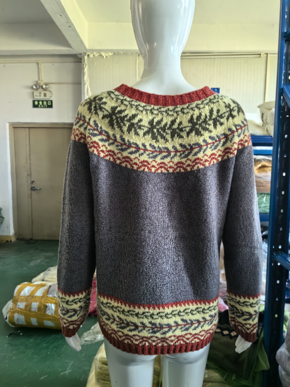 New Sweater Women Wish Hot Sale Round Neck Color Matching Loose Fashion Pullover Knitted Sweater 74 Undefined