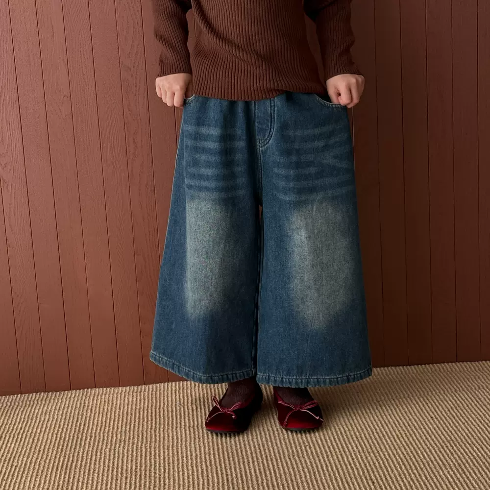 童裤2025秋冬韩版女宝横纹加绒加厚直筒牛仔裤水洗做旧九分阔腿裤
