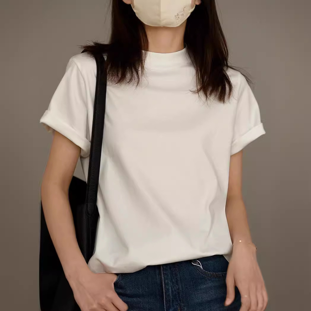 Shenzhen Gaoding Designer's Extremely Simple Style ~ Comfortable Crewneck Cotton Short Sleeve T-shirt with Middle Seam in Back ~ Must Be Eyes