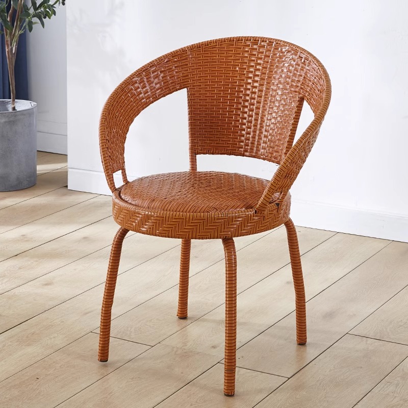 노란색 [회전 의자]에는 시트 쿠션이 함께 제공됩니다.