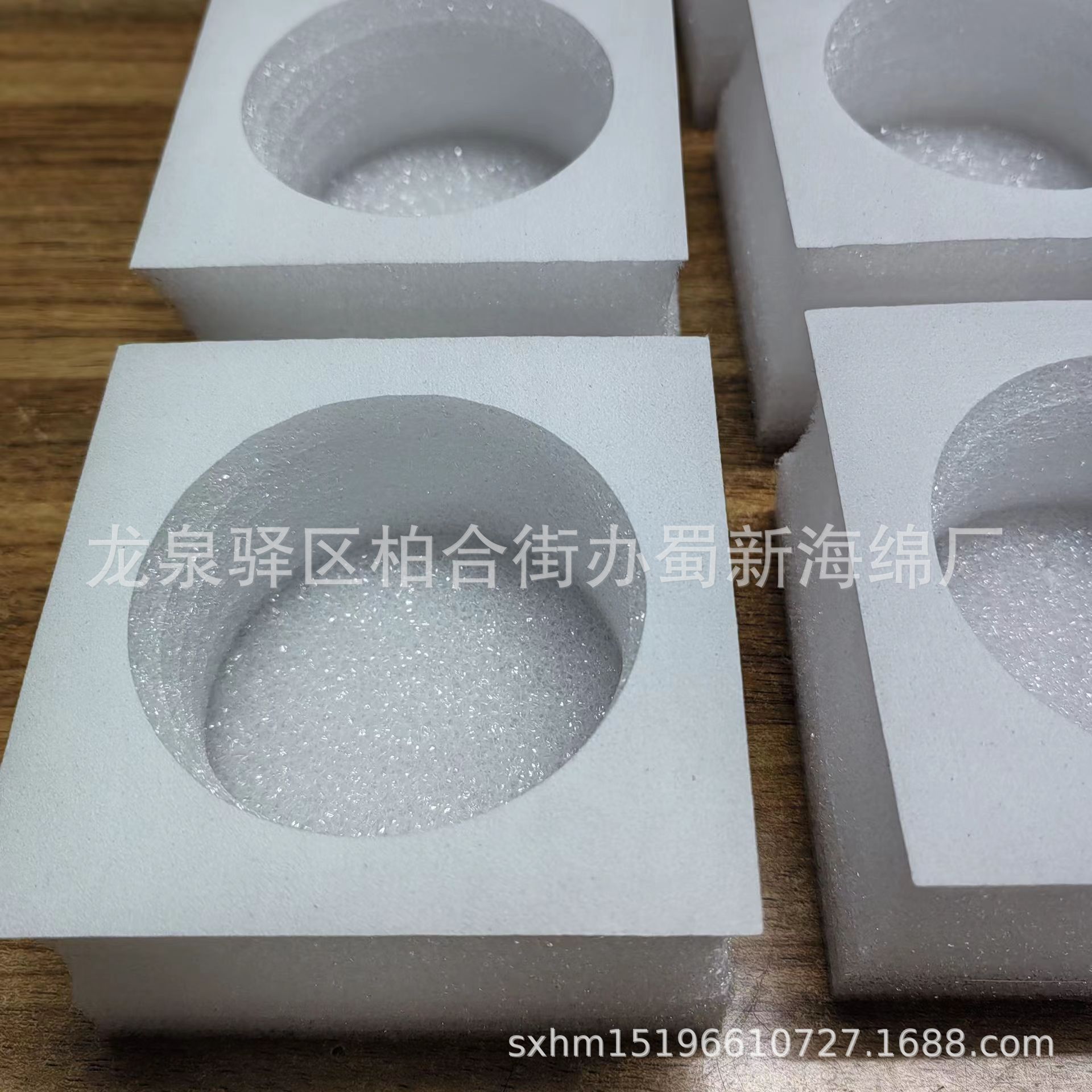 厂家供应黑色珍珠绵表黑绒成型艺术品包装缓冲泡沫/珍珠棉包装