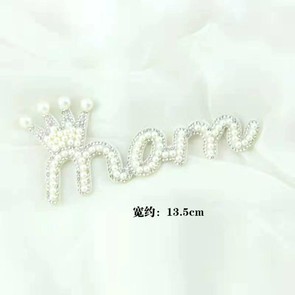 Pearl crown mom white