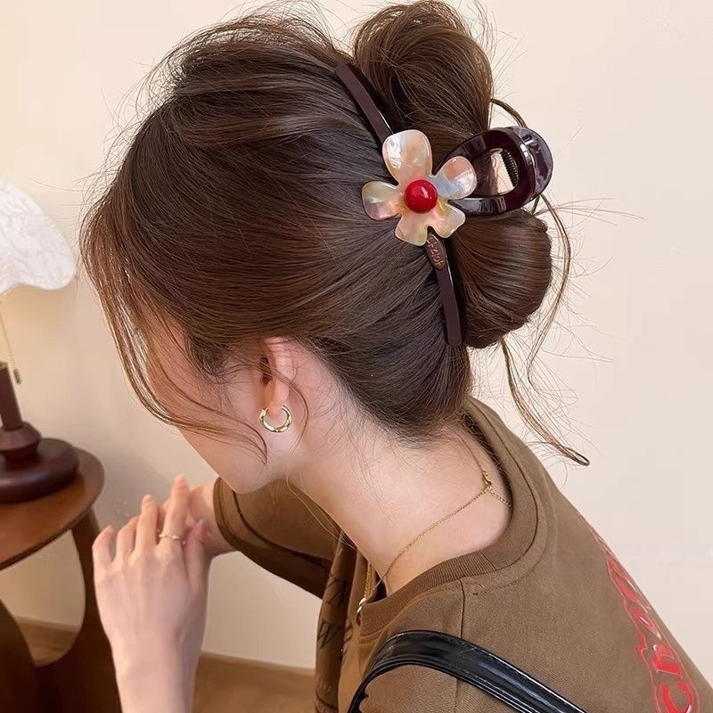 2026 nuevo clip de cabello ondulado clip de cabello de tiburón grande clip de cabello de mujer detrás de la cabeza de alta sensación clip de cabello accesorios para el cabello