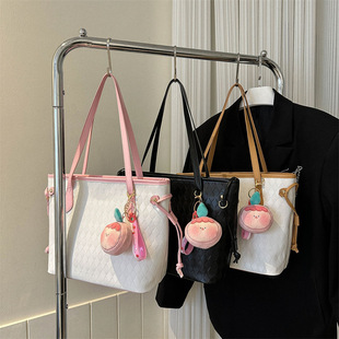 Capacious one-shoulder bag, pendant, solid color shoulder bag, Korean style, 2023 collection, simple and elegant design