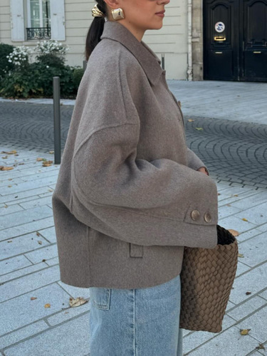 Women's wholesale autumn/winter European and American-style woolen coat with lapel and double pockets, loose-fit short coat.