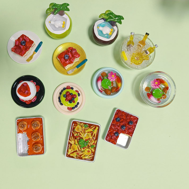 创意食玩树脂冰箱贴仿真网红躺平鸭草莓提拉米苏食物磁力贴贴装饰