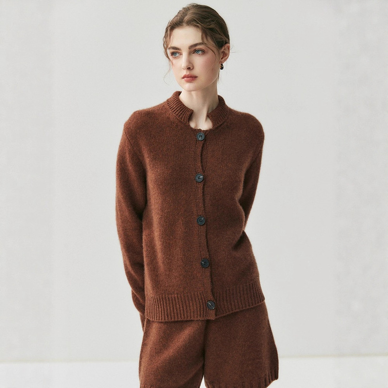 2025 New Style Yingshi Retro Style Small Cashmere Women's Suit Loose Stand-Up Collar Cardigan Jacket Knitted Shorts 2025 New Style Yingshi Retro Style Small Cashmere Women's Suit Loose Stand-Up Collar Cardigan Jacket Knitted Shorts