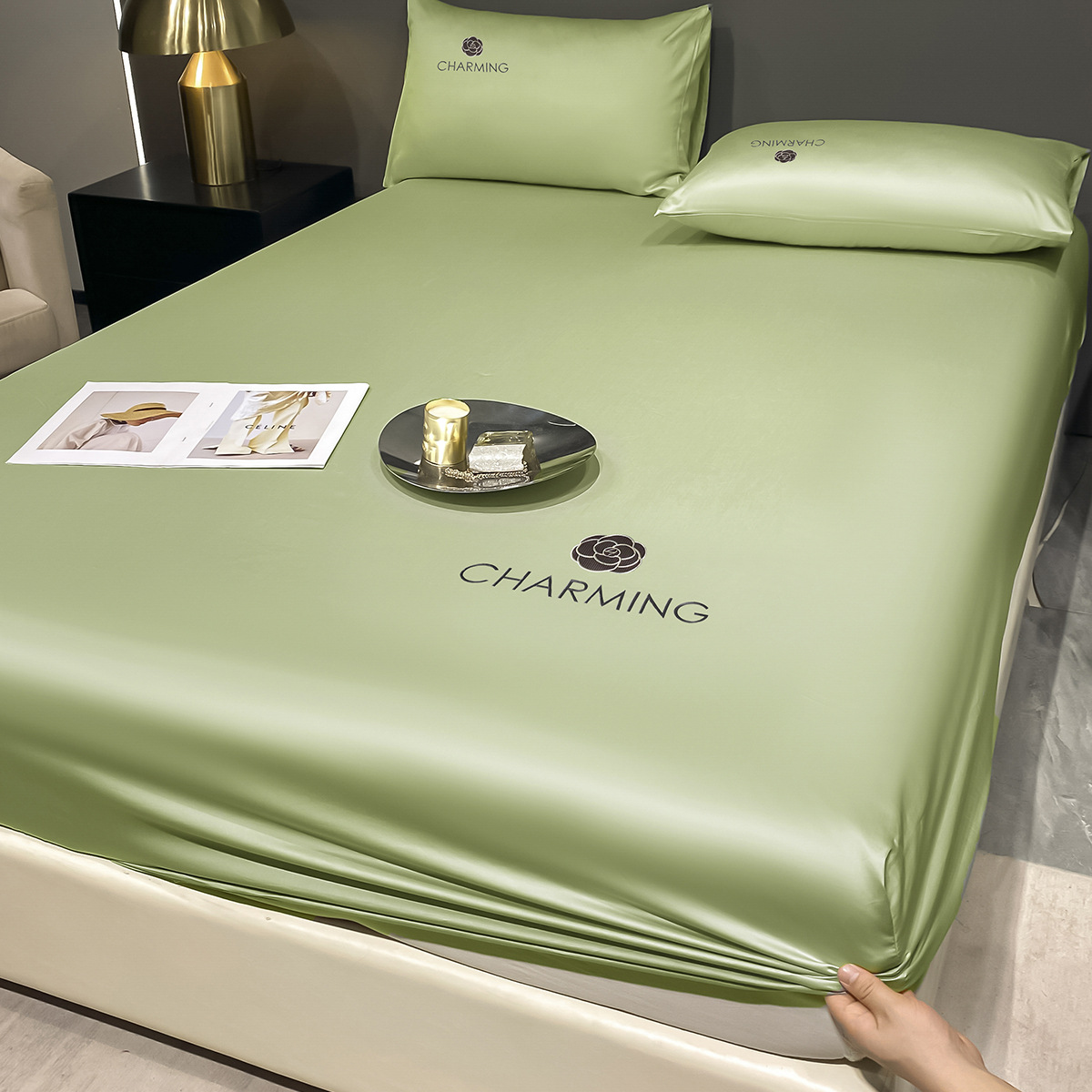 Colcha de cama de seda de hielo de una sola pieza, funda de cama fresca de verano, funda de cama todo incluido, funda protectora de colchón de sábana 2025 nuevo