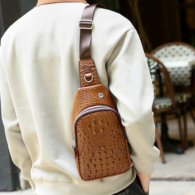 Men's High-End Crocodile Patterned Chest Bag Shoulder Crossbody Casual Outdoor Large Capacity Leather Bag_voghion.com