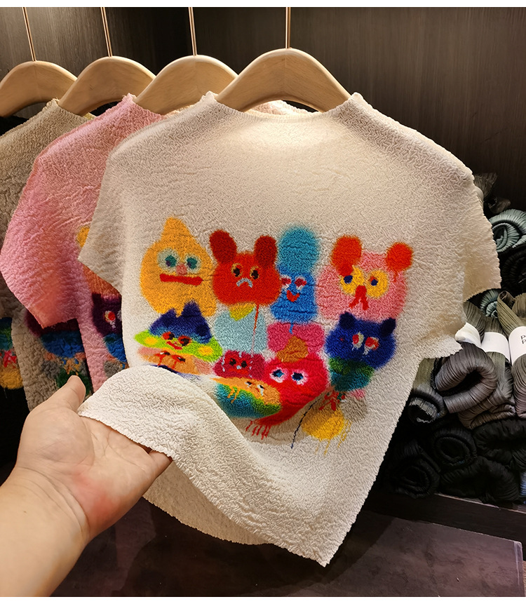 Áo thun nữ cổ đứng nhỏ tay ngắn in họa tiết hoạt hình nhiều màu mềm mỏng mùa hè — Màu xanh lục nhạt, Màu đen, Màu hồng nhạt, Màu trắng nhạt chi tiết 6