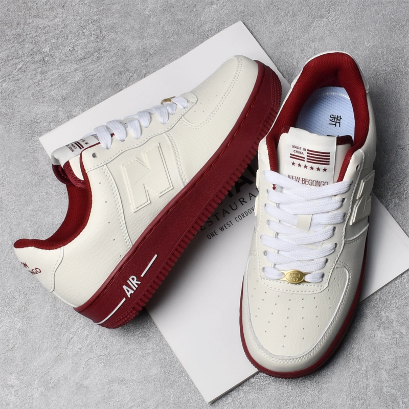 New Balance, Air Jordan, кроссовки, белые ботинки для любимого, спортивная обувь, обувь