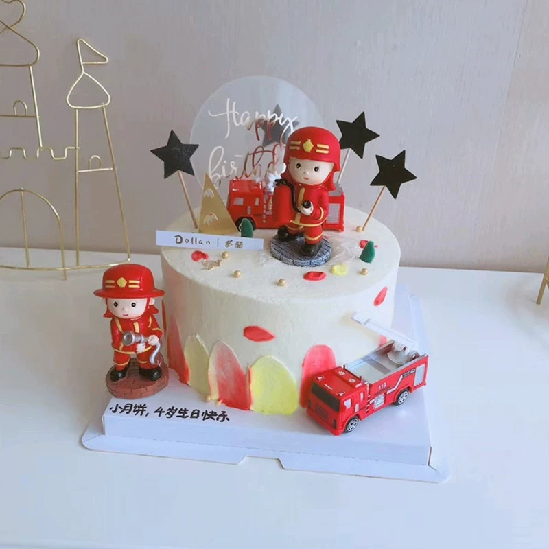Деталь для торта в виде маленького пожарника Little Fireman Cake Decoration Ornaments Маленький герой мечтатель пожарная машина торт на день рождения украшение стола