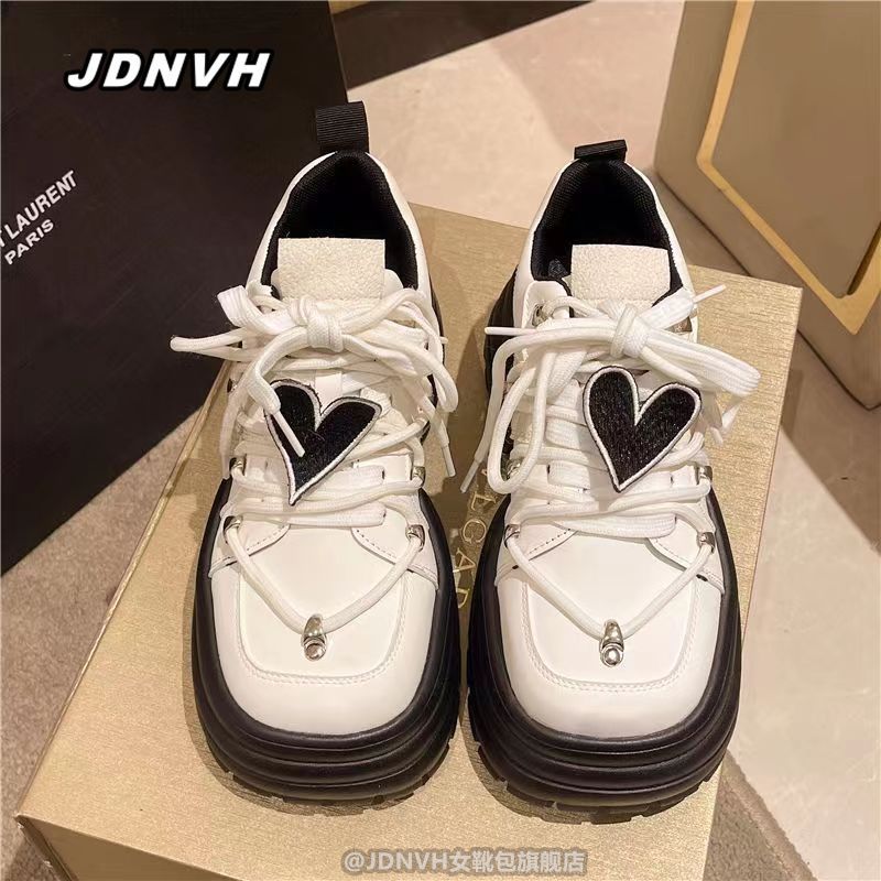 Amy zapatos muffin de fondo alto para mujeres verano 2024 correa cuadrada amor universal zapatos deportivos casuales de papá