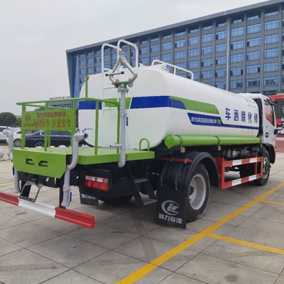 National Vi Dongfeng Duolica Sprinkler Truck, Garden Sprinkler Truck, Construction Site Dust Removal Sprinkler Truck 9.3