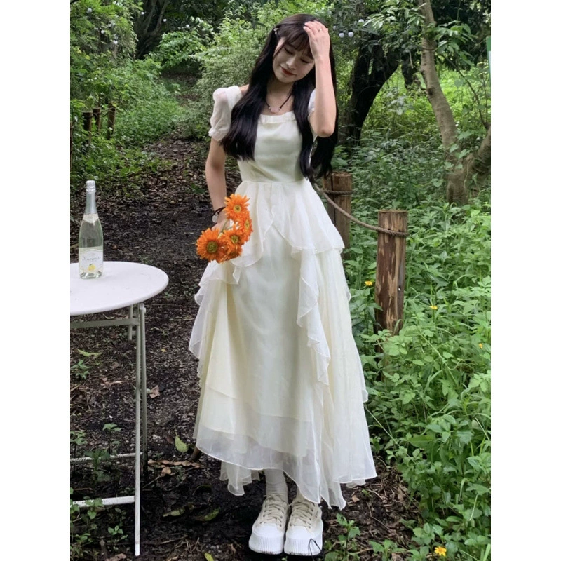 Легкий экстравагантный чай бежит от принцессы юбка нишевые дизайнерские чувства