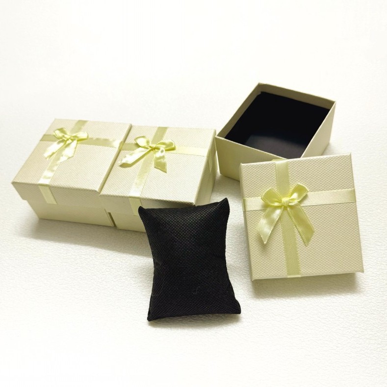 New Box 8*9*5.3cm Watch Box Bracelet Bracelet Box Gift Packaging Box Jewelry Box