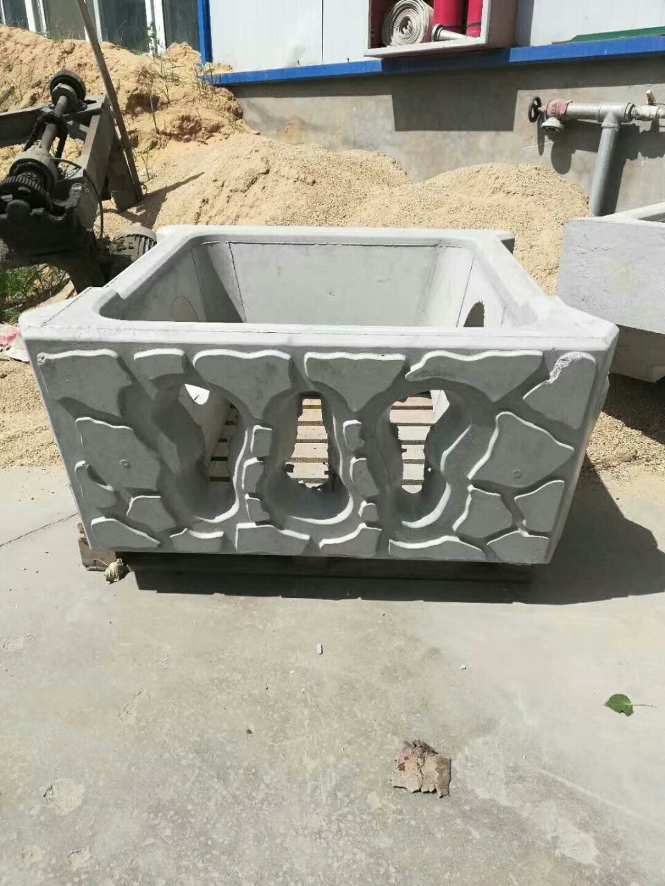 阶梯式生态挡土墙钢模具 鱼巢式框格护坡模具 箱体式河道护坡模具