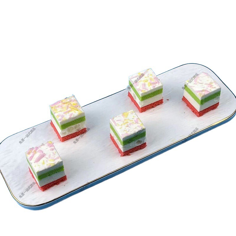 ネット有名人の屋台 1元ムースケーキ 小さな正方形のティラミス 冷凍完成品 業務用卸売洋菓子|undefined