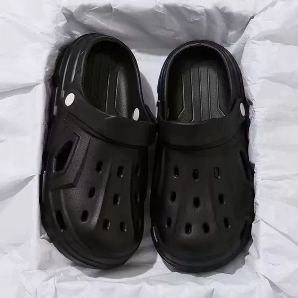 Cool black-naked shoes without accessories