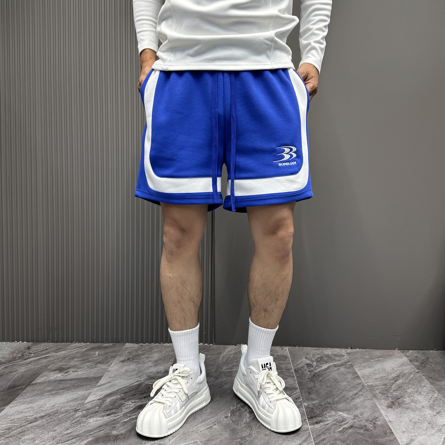 Trendy summer new style, above the knee, unisex letter embroidered casual sports shorts, loose straight leg, four-quarter length pants