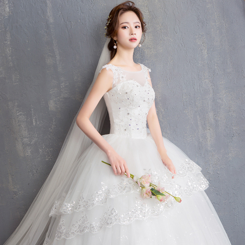 Nuevo vestido de novia 2026 para novias, corte ajustado, estilo princesa con cola, vestido nupcial de ensueño con cuello en V estilo Hepburn hasta el suelo. image 5