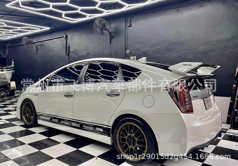Suitable for 03-12 Toyota Prius Pruis Zvw30 Rear Wing Modified Rowen Tommykaira Rear Wing