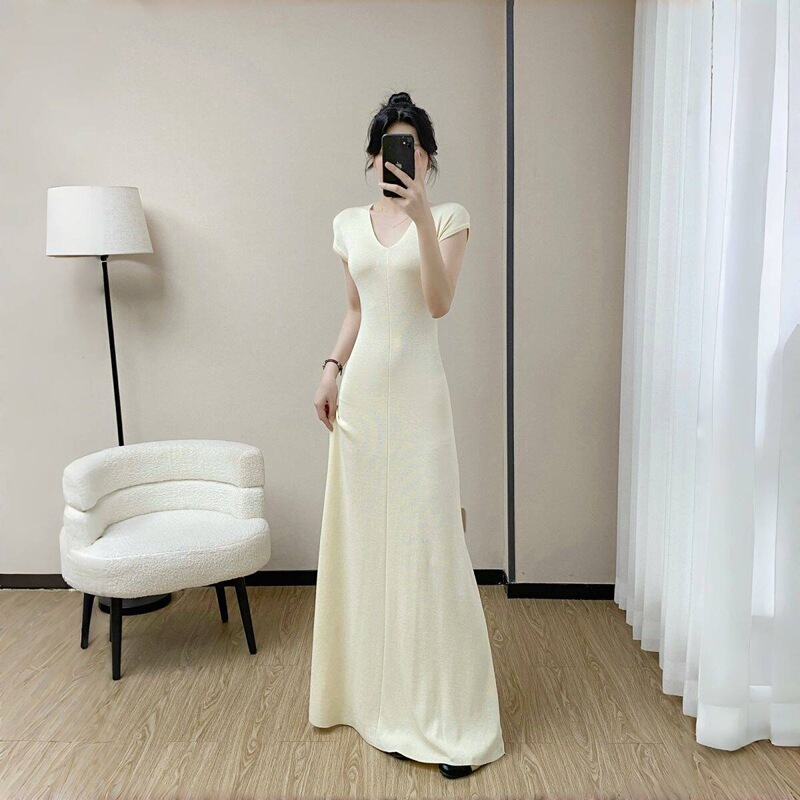 Long V-Neck Slim-Fit A-Line Dress with Small Flutter Sleeves in Ice Silk, Elegant and Floor-Length Long V-Neck Slim-Fit A-Line Dress with Small Flutter Sleeves in Ice Silk, Elegant and Floor-Length