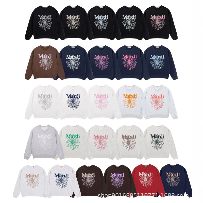 In-stock Korean trendy brand women's sweatshirt with small daisy print and embroidery, round-neck top, one-piece drop shipping, one size fits all In-stock Korean trendy brand women's sweatshirt with small daisy print and embroidery, round-neck top, one-piece drop shipping, one size fits all