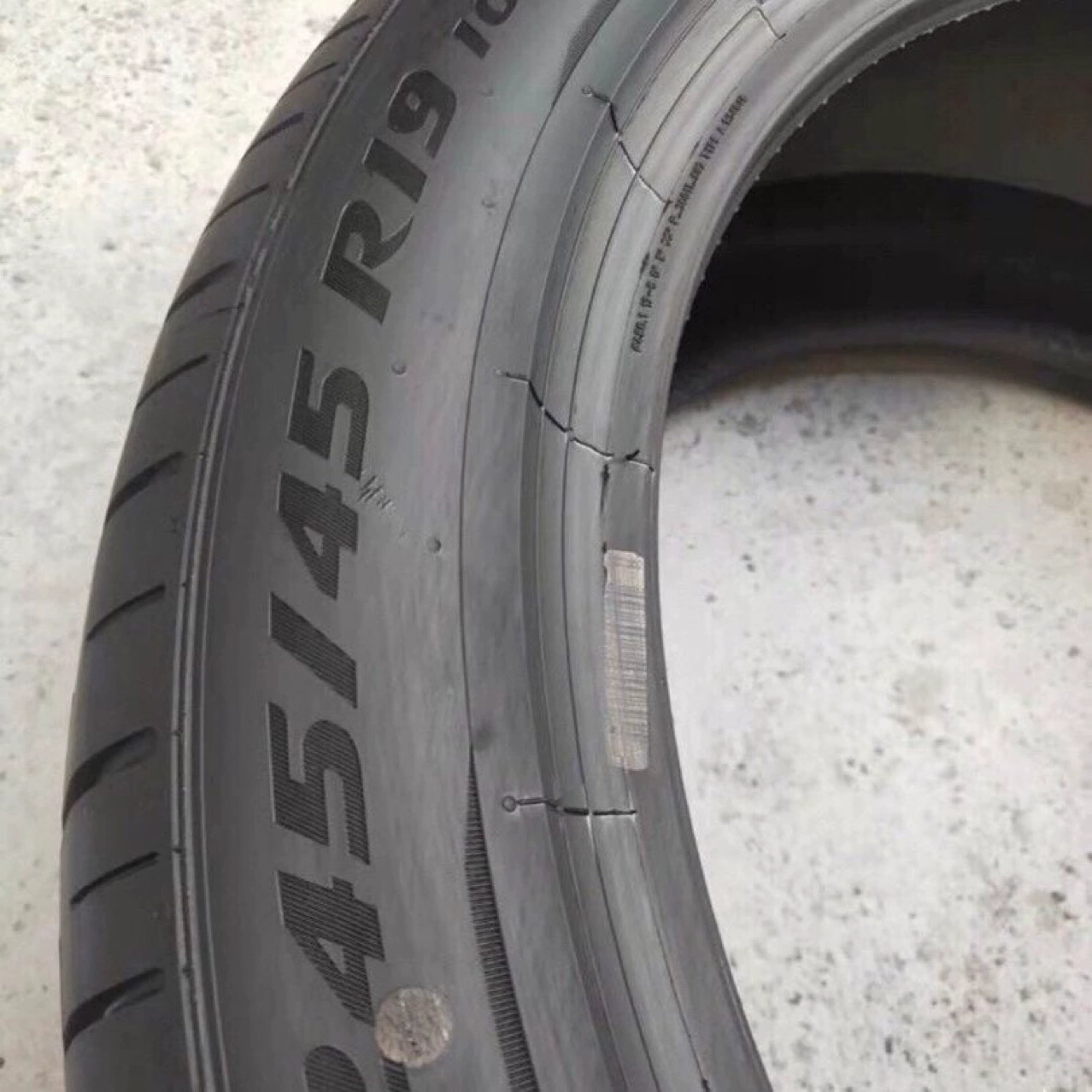 Подержанные шины Pirelli P Zero PZ4 245/45R19 AO NCS Silent Cotton оригинал Audi A6