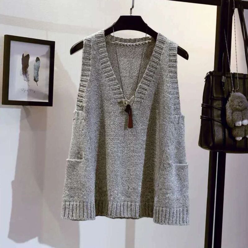 A-Line Loose Knit Vest Sweater for Women, Korean Style V-Neck, Plus Size, Sleeveless, with Pockets, Outerwear for Spring and Autumn