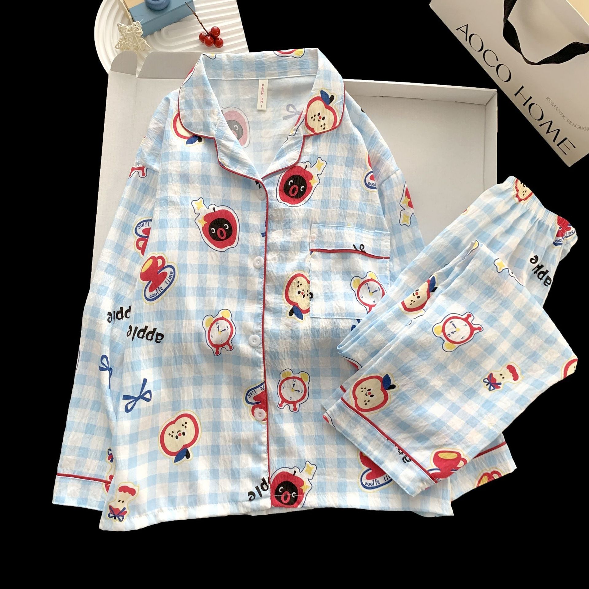 Al por mayor transfronterizo KT gato pijama mujer primavera y otoño nubes algodón manga larga 2026 nuevo juego de ropa de hogar encantadora super caliente