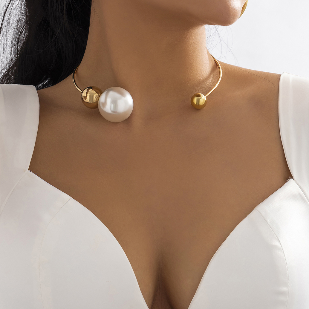 Simple Style Geometric Alloy Pearl Metal Choker