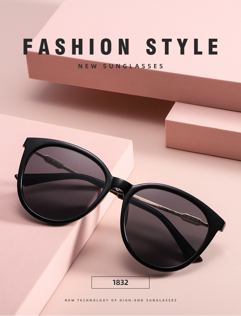 45g Weight Full Frame Glasses Structure Sunglasses Classification PC, UV400 Protection Lens Material Oval Frame Glasses Style Travel, Fishing Occasion Oval Pattern Unisex Gender IG Style, Casual Style IG Style Casual Oval PC UV400 Protection Oval Frame Full Frame Women's Sunglasses 无