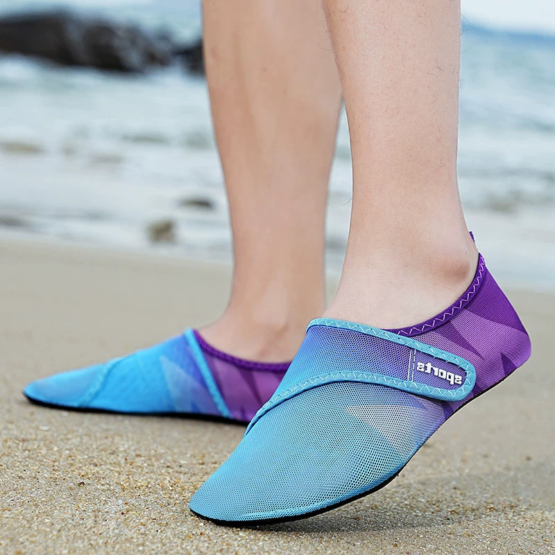 Трансграничная новая пара летающих тканых кроссовок фитнес-кроссовки домашние липучки завернутые кроссовки для плавания