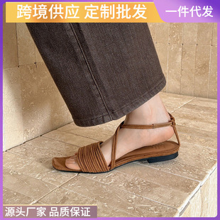 1cm�O���L������ЬŮЬ2026�ļ��⴩�_�󽉎��~���⴩ɳ��ƽ��Ь