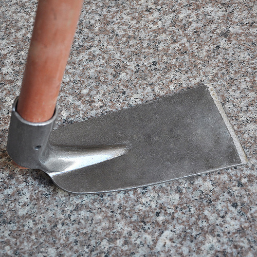 Wholesale hoe agricultural tools, all-steel thickened large wooden handle hoe, soil loosening, land reclamation, household vegetable growing, weeding, outdoor large hoe