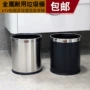双层客房酒店单层客房桶
