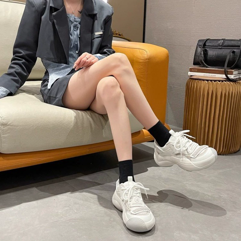 Женские кеды Dad Shoes Dad Shoes в нишевом дизайне уродливые кроссовки круглым носком повседневная обувь 2024 весна-лето новые спортивные кроссовки