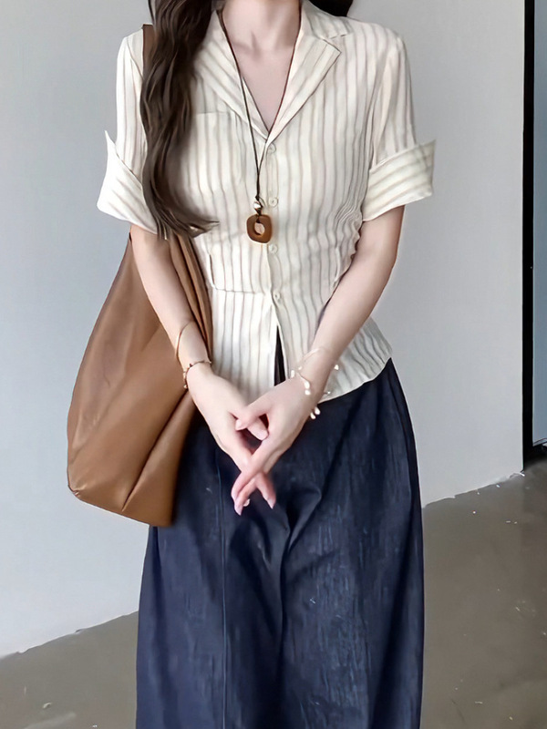 韩系气质条纹短袖衬衫女夏季2025新款设计感小众收腰显瘦百搭上衣|undefined