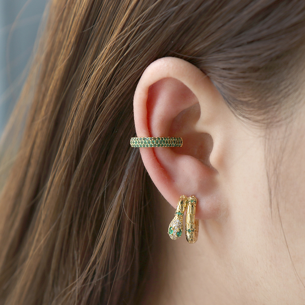 Fashion Retro Emerald Zircon Geometric Snake-shaped Gold Plated Ear Clip display picture 5