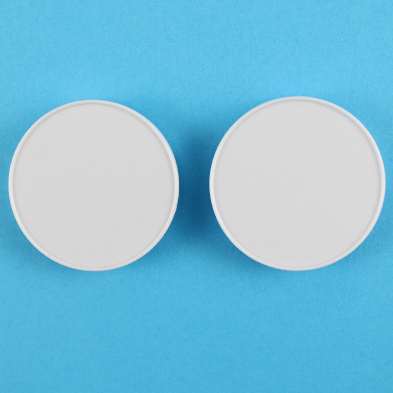 Ranura blanca plegada