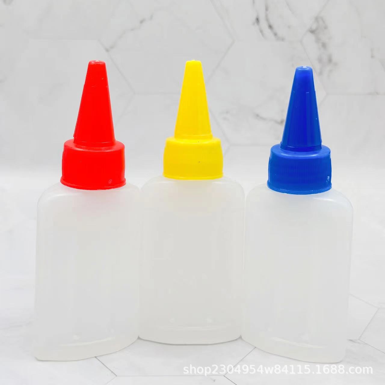 厂家直供大瓶缝纫机油 居家日用润滑油 白油 2元店日用百货批发白