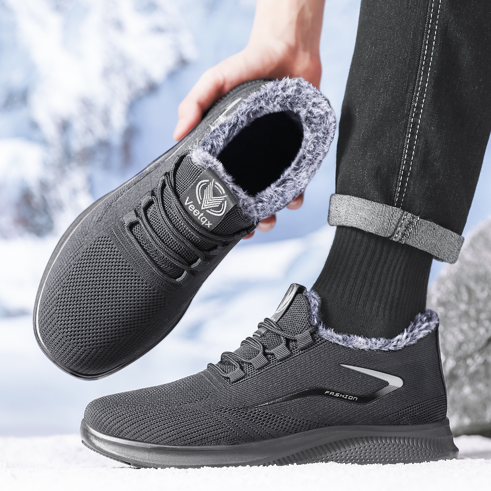 Zapatos de algodón de invierno para hombres de mediana edad, viejos zapatos de tela de Beijing para hombres, zapatos de terciopelo y calentamiento para hombres de edad avanzada