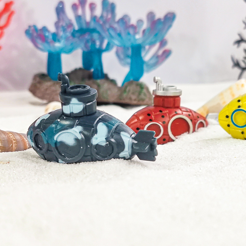 Mini submarino de PVC sólido berserk, decoración de micro paisaje, pecera de cubo, tanque pequeño, paisaje del mundo submarino