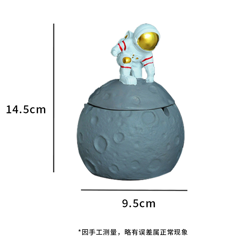 Astronaut, white ashtray
